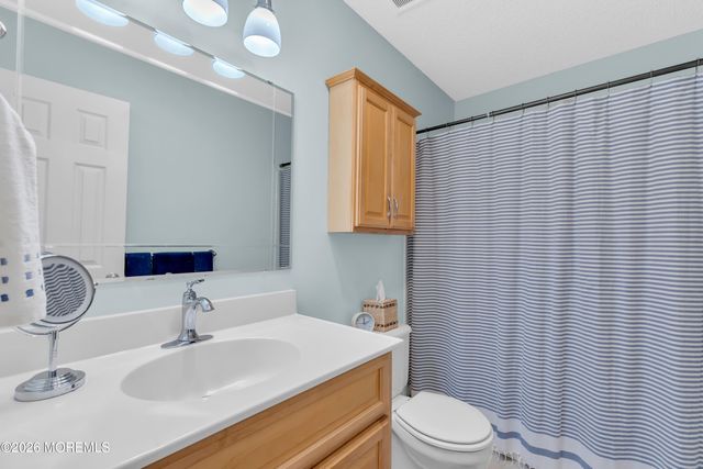 2 Boston Court, Howell, NJ 07731