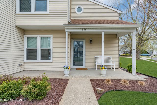 2 Boston Court, Howell, NJ 07731