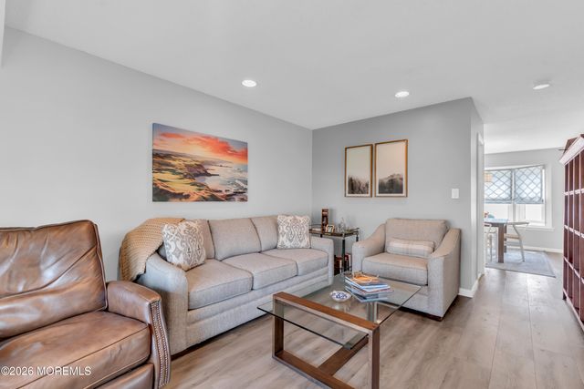 2 Boston Court, Howell, NJ 07731