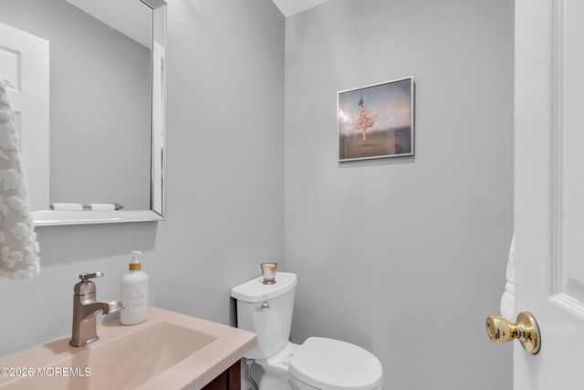 2 Boston Court, Howell, NJ 07731