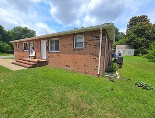 3872 Wake Circle CIR B, Norfolk, VA 23518