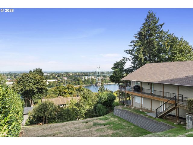 8716 Nw BAILEY St, Portland, OR 97231