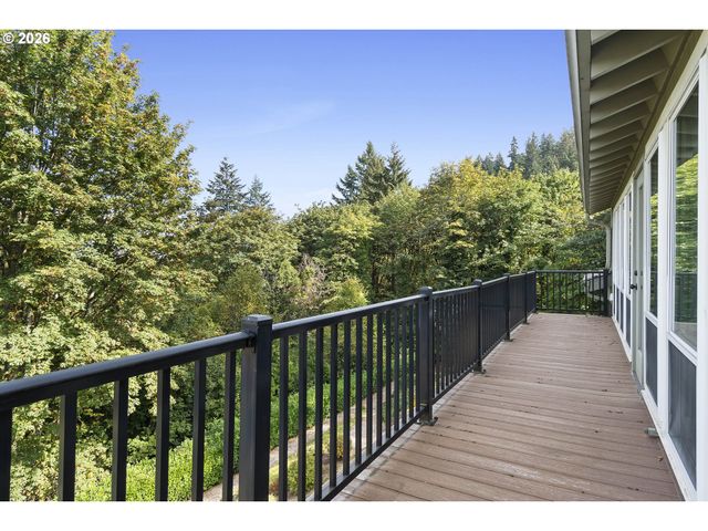 8716 Nw BAILEY St, Portland, OR 97231