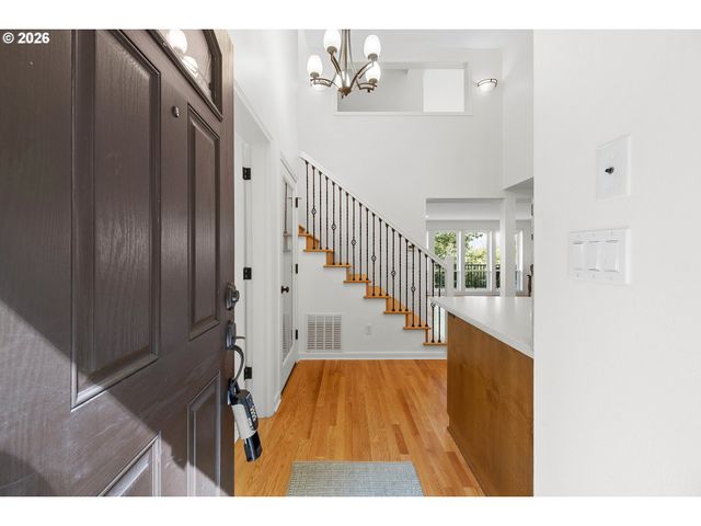 8716 Nw BAILEY St, Portland, OR 97231