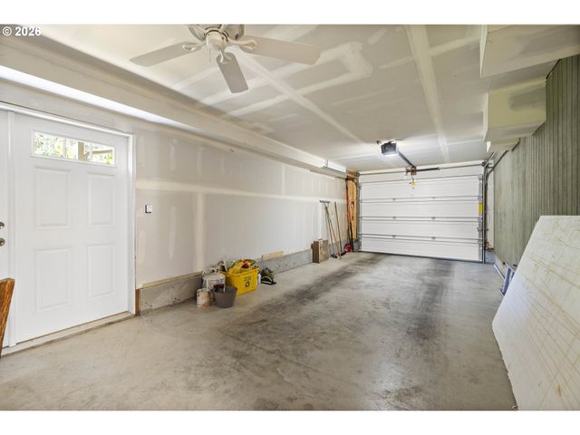 8716 Nw BAILEY St, Portland, OR 97231