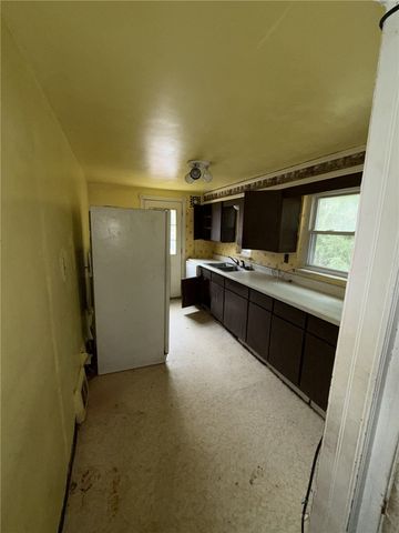 321 Lawnwood Avenue, Brentwood, PA 15227