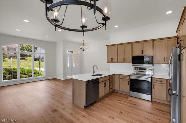 623 Bridgeview Avenue, Chester, WV 26034