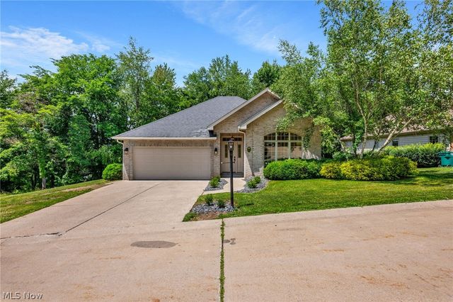 623 Bridgeview Avenue, Chester, WV 26034