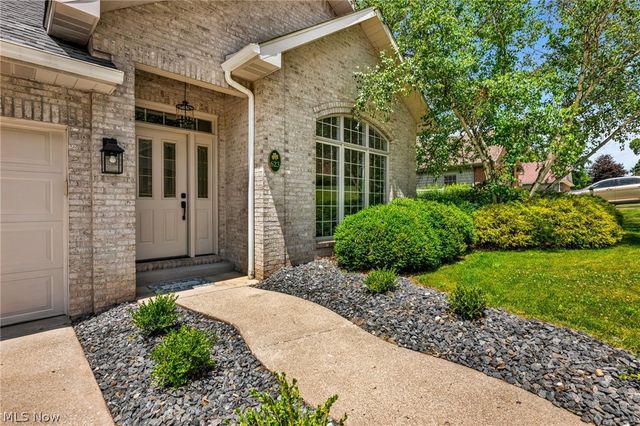 623 Bridgeview Avenue, Chester, WV 26034