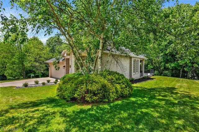 623 Bridgeview Avenue, Chester, WV 26034