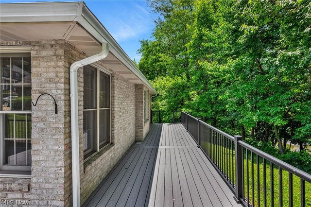 623 Bridgeview Avenue, Chester, WV 26034