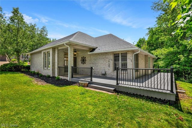 623 Bridgeview Avenue, Chester, WV 26034