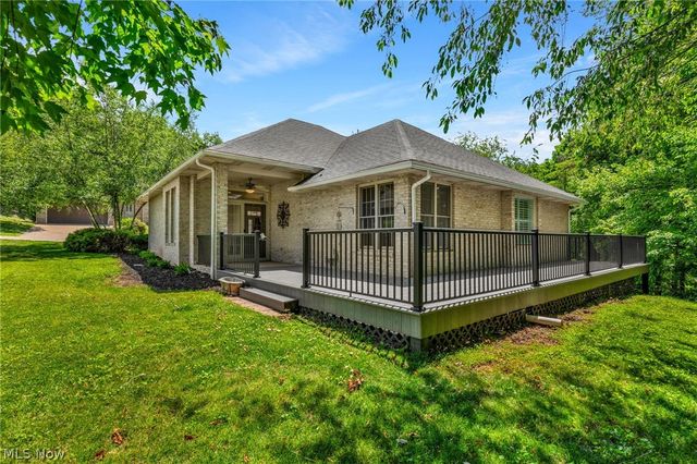 623 Bridgeview Avenue, Chester, WV 26034