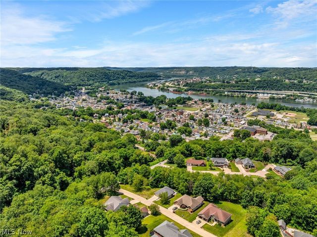 623 Bridgeview Avenue, Chester, WV 26034
