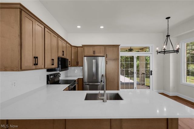 623 Bridgeview Avenue, Chester, WV 26034