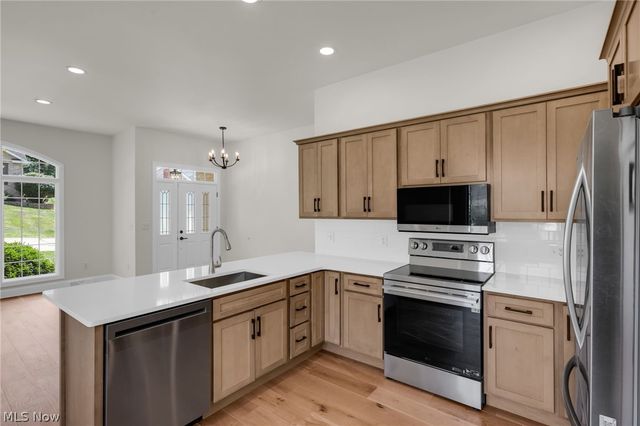 623 Bridgeview Avenue, Chester, WV 26034
