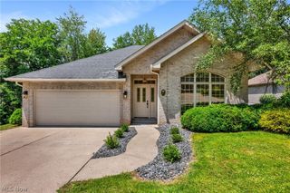 623 Bridgeview Avenue, Chester, WV 26034