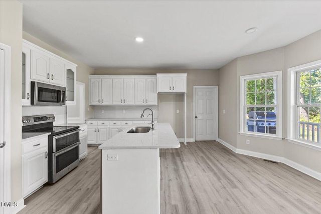 117 Lake Point Drive, Clayton, NC 27527