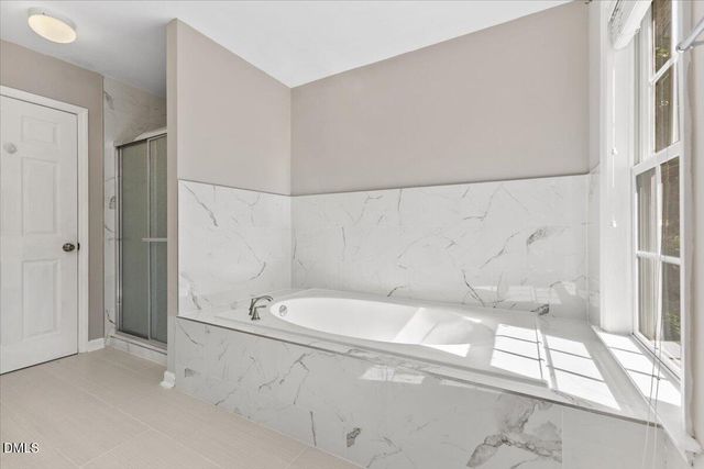 117 Lake Point Drive, Clayton, NC 27527