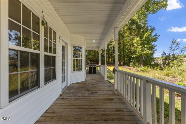 117 Lake Point Drive, Clayton, NC 27527