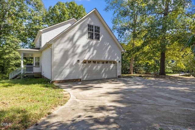 117 Lake Point Drive, Clayton, NC 27527