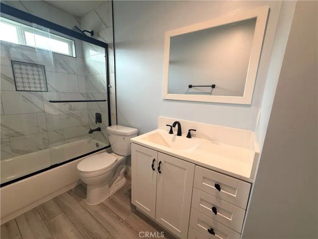 1334 W 65th Street, Los Angeles, CA 90044