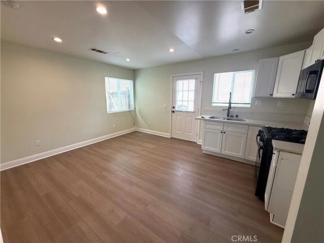 1334 W 65th Street, Los Angeles, CA 90044