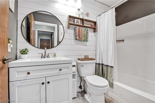 10773 Waterfall Road, Strongsville, OH 44149