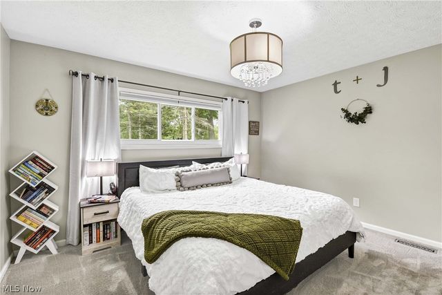10773 Waterfall Road, Strongsville, OH 44149