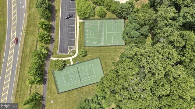 4854 POINT RD, Warrenton, VA 20187