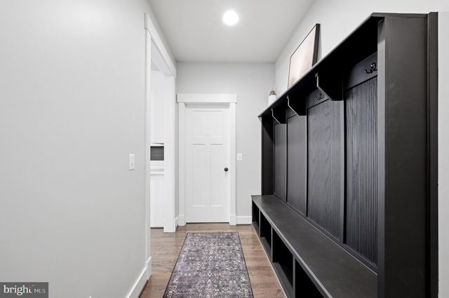 4854 POINT RD, Warrenton, VA 20187