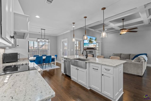 200 Perth Court, Warner Robins, GA 31088