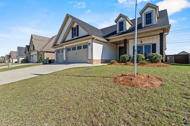 200 Perth Court, Warner Robins, GA 31088