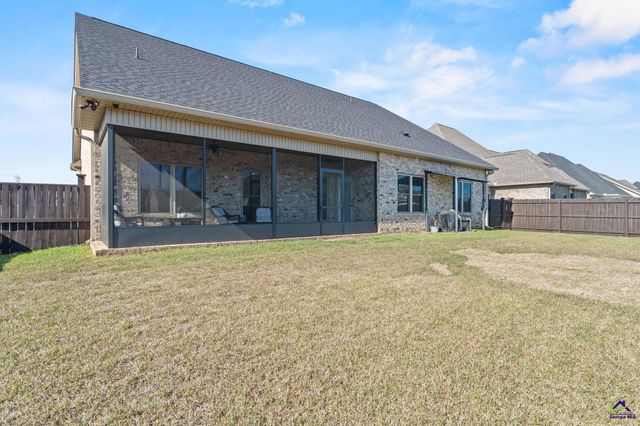 200 Perth Court, Warner Robins, GA 31088