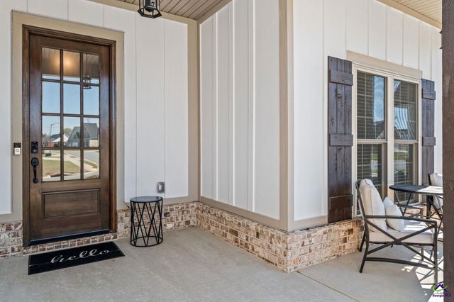 200 Perth Court, Warner Robins, GA 31088