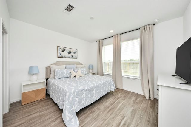 23663 Cranberry Grader Ln, Hockley, TX 77447