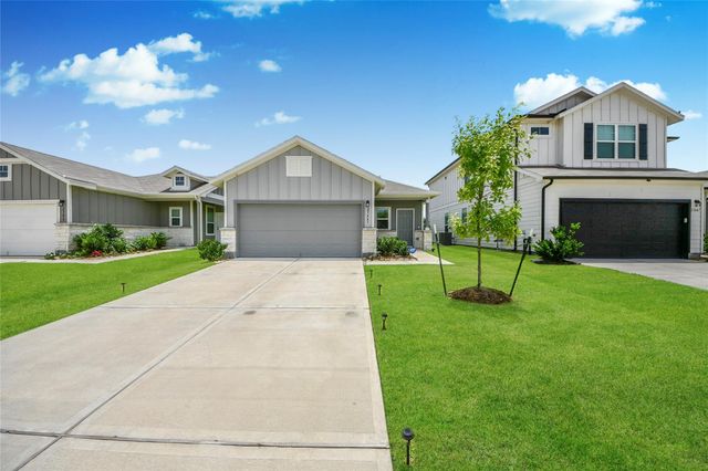 23663 Cranberry Grader Ln, Hockley, TX 77447
