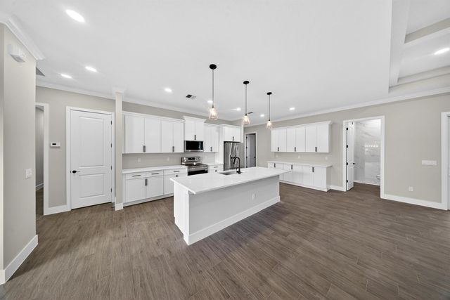 5761 NW Cone Street, Port St. Lucie, FL 34986