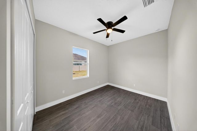 5761 NW Cone Street, Port St. Lucie, FL 34986