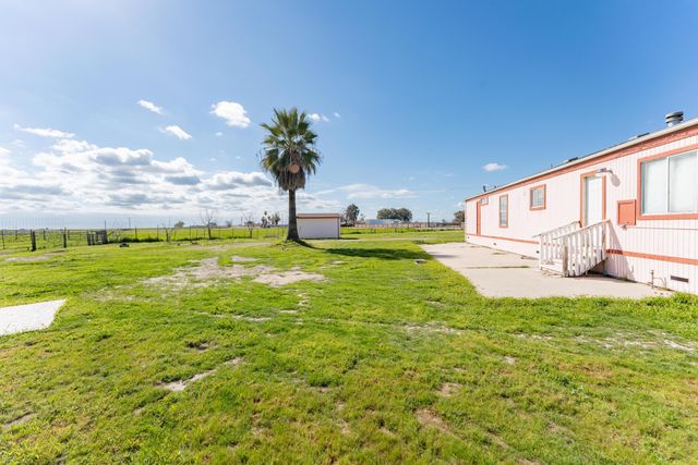 4962 Rd 42, Alpaugh, CA 93201