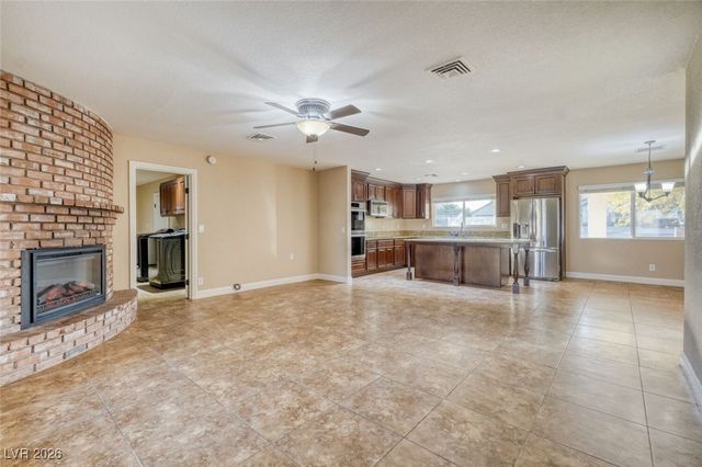 3138 Redwood Street, Las Vegas, NV 89146