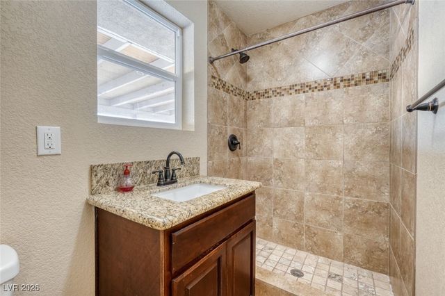 3138 Redwood Street, Las Vegas, NV 89146