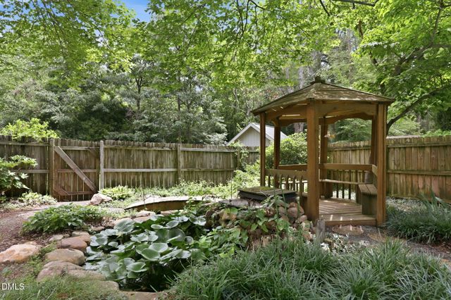 8704 Danbury Circle, Raleigh, NC 27613