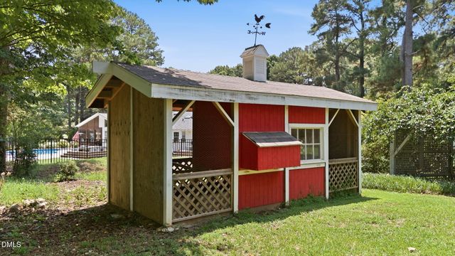 8704 Danbury Circle, Raleigh, NC 27613