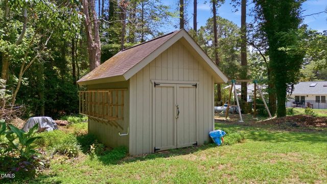 8704 Danbury Circle, Raleigh, NC 27613