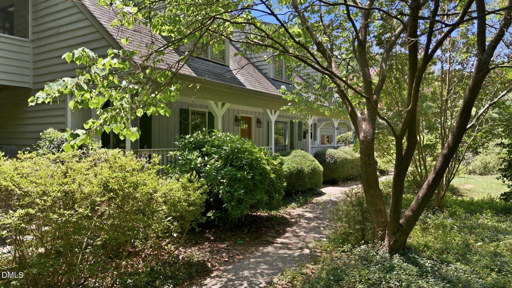 8704 Danbury Circle, Raleigh, NC 27613