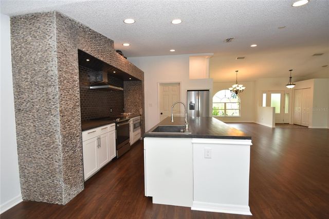 40 KASHMIR TRAIL, Palm Coast, FL 32164