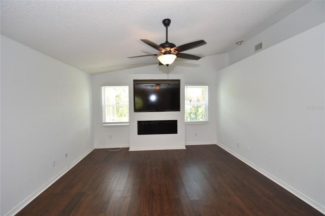 40 KASHMIR TRAIL, Palm Coast, FL 32164