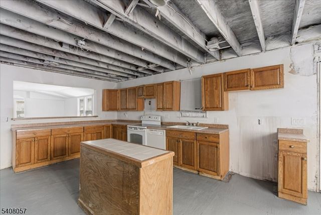 1836 Clinton Rd, West Milford Twp., NJ 07421