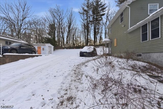 1836 Clinton Rd, West Milford Twp., NJ 07421